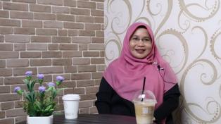 Podcast Perdana Bersama Ibu Efrina, S.Pd., MM. Episode #1 "Tak Kenal Maka Tak Sayang"